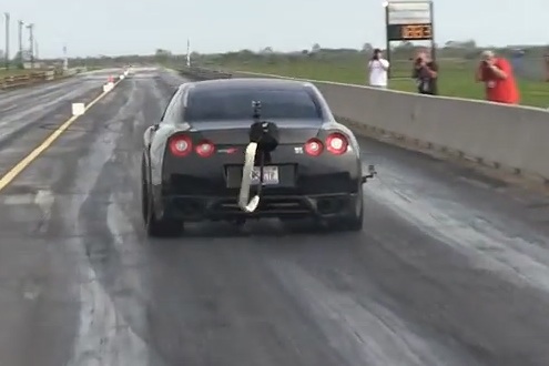 NISSAN GT-R