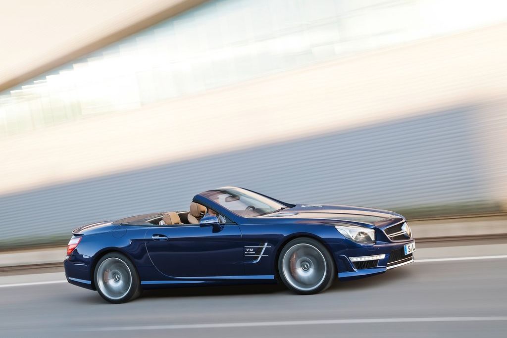 MERCEDES-BENZ