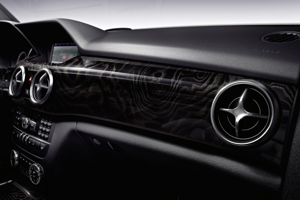 MERCEDES-BENZ
