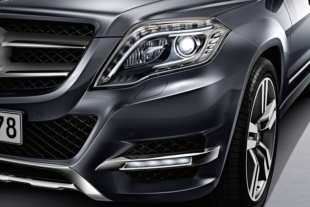 MERCEDES-BENZ