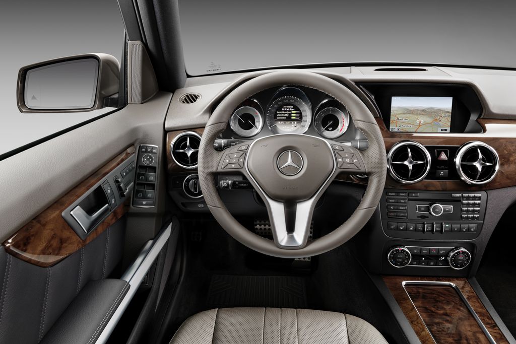 MERCEDES-BENZ