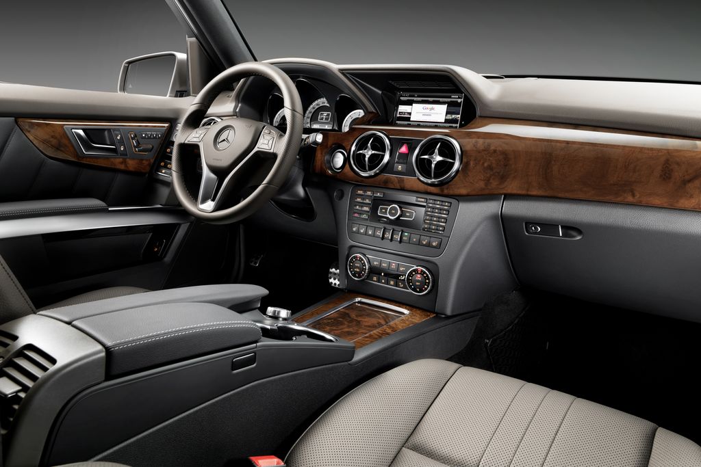 MERCEDES-BENZ