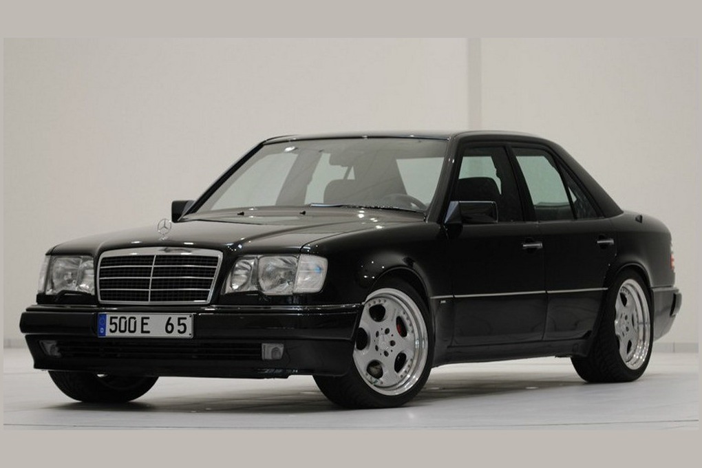 MERCEDES-BENZ E 500