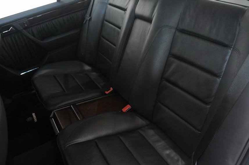 MERCEDES-BENZ E 500
