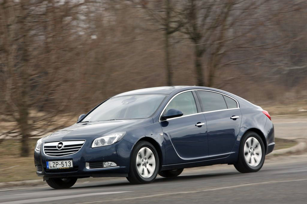 OPEL INSIGNIA