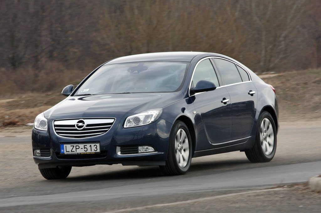 OPEL INSIGNIA