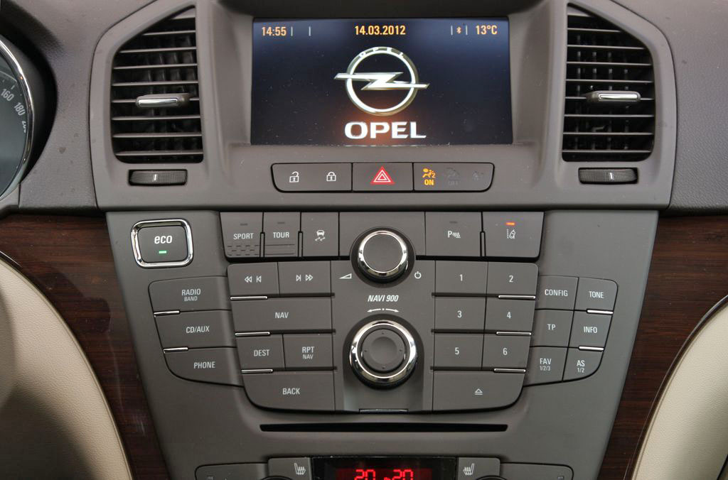 OPEL INSIGNIA