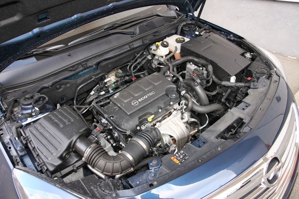 OPEL INSIGNIA