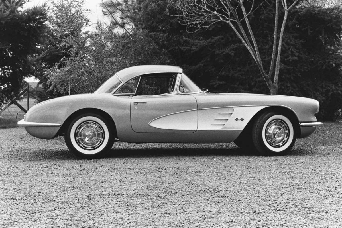 CHEVROLET CORVETTE