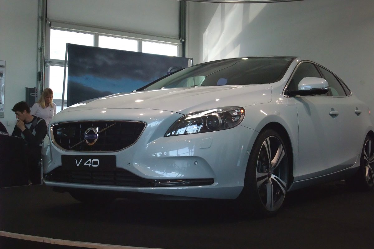 VOLVO C30