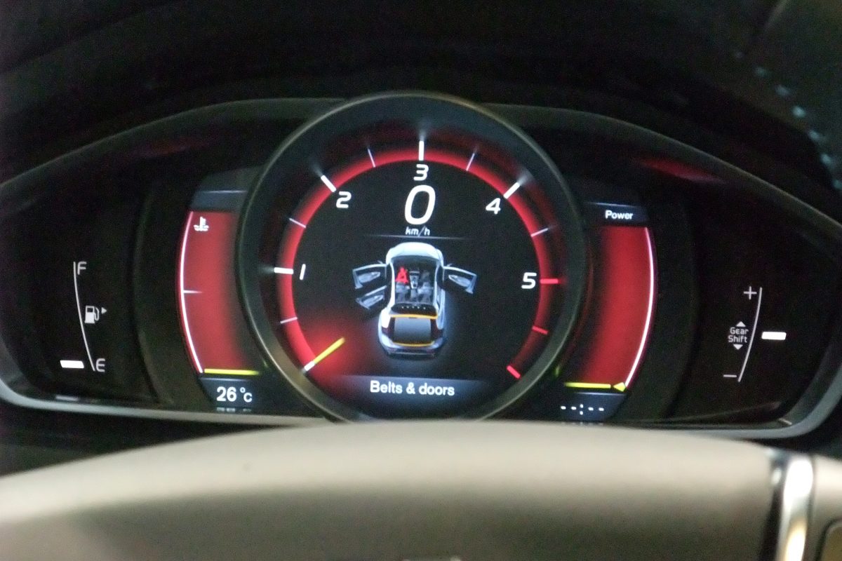VOLVO C30