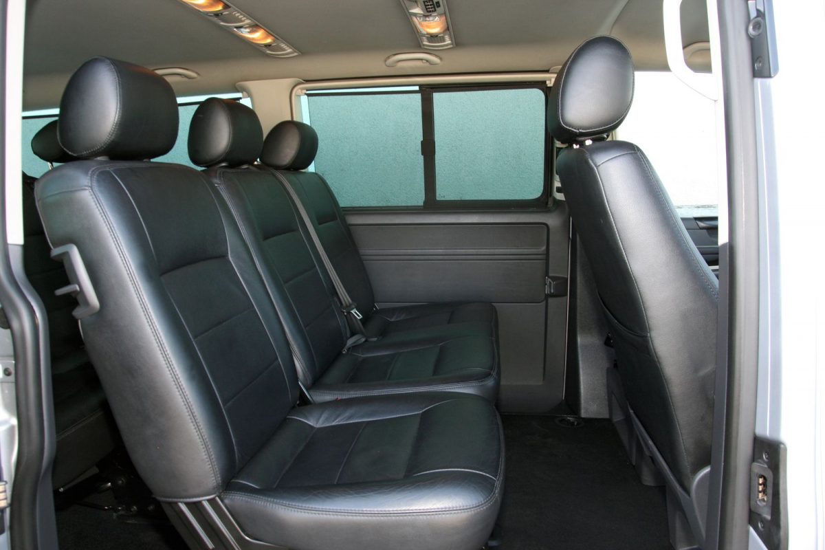 VOLKSWAGEN CARAVELLE