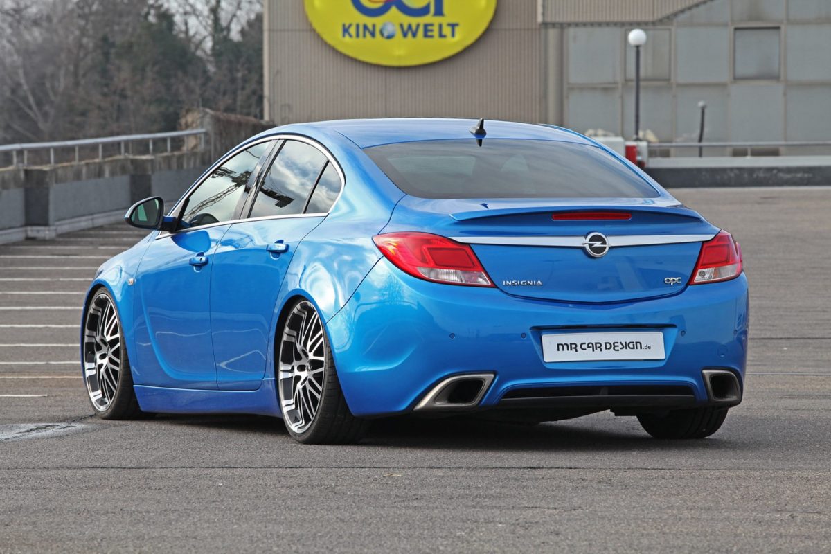 OPEL INSIGNIA