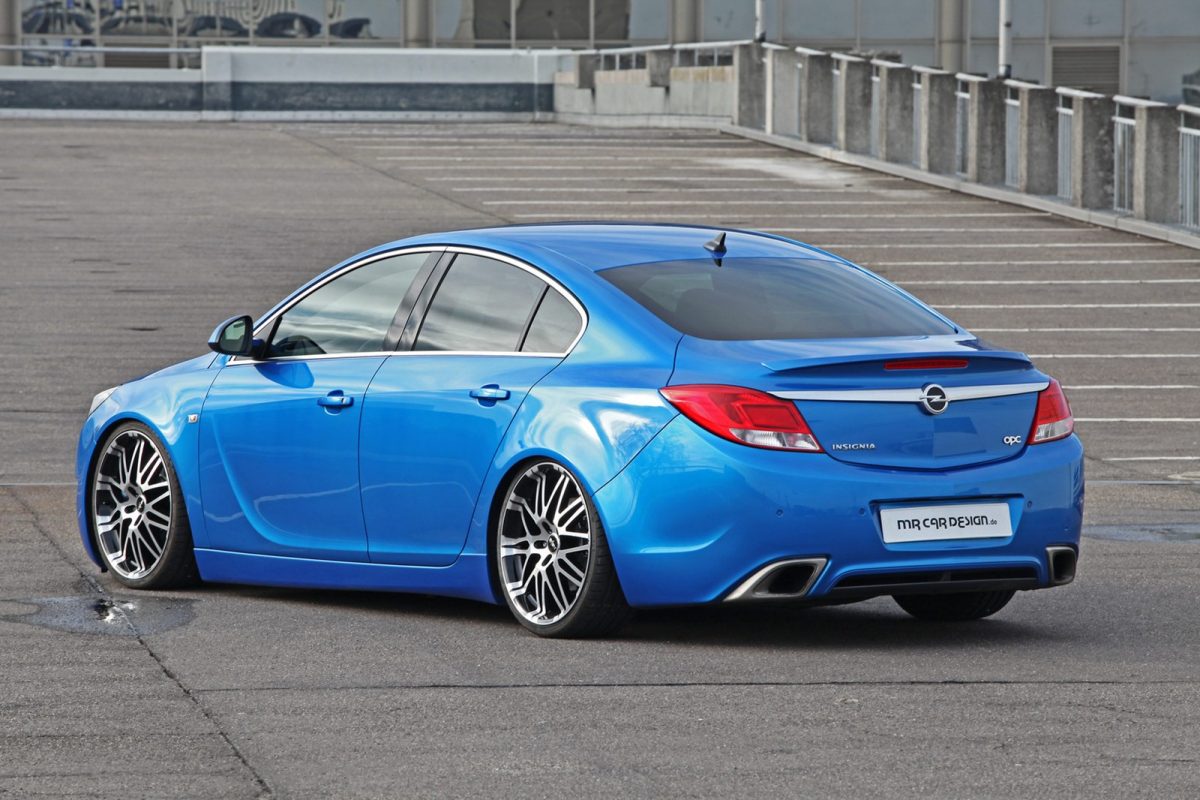 OPEL INSIGNIA