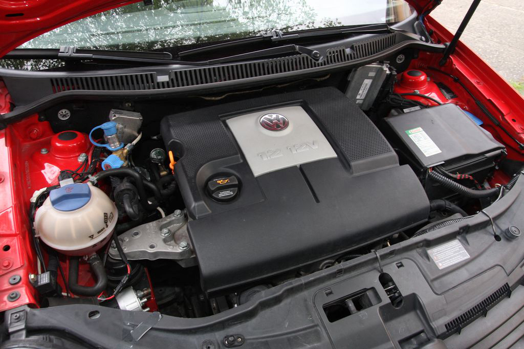 VOLKSWAGEN POLO IV