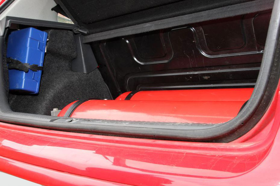 VOLKSWAGEN POLO IV