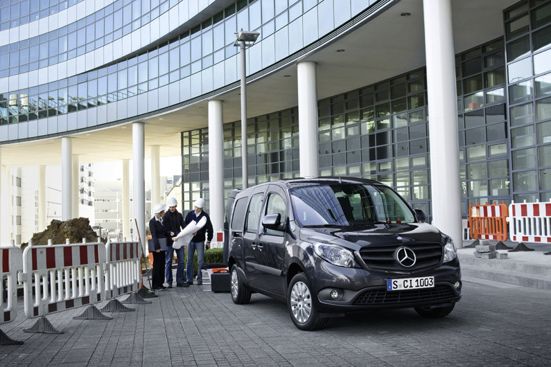 MERCEDES-BENZ