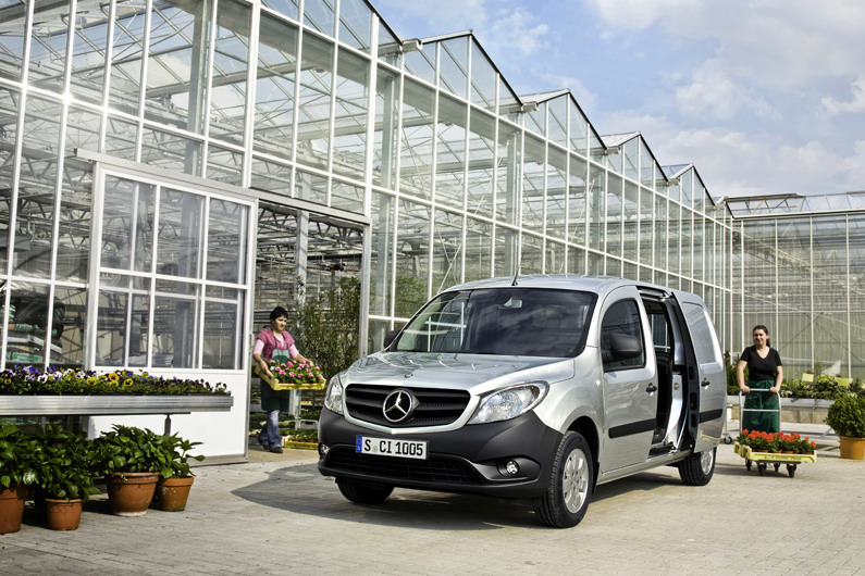 MERCEDES-BENZ
