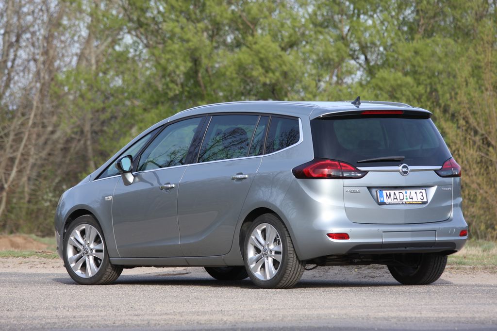 OPEL ZAFIRA