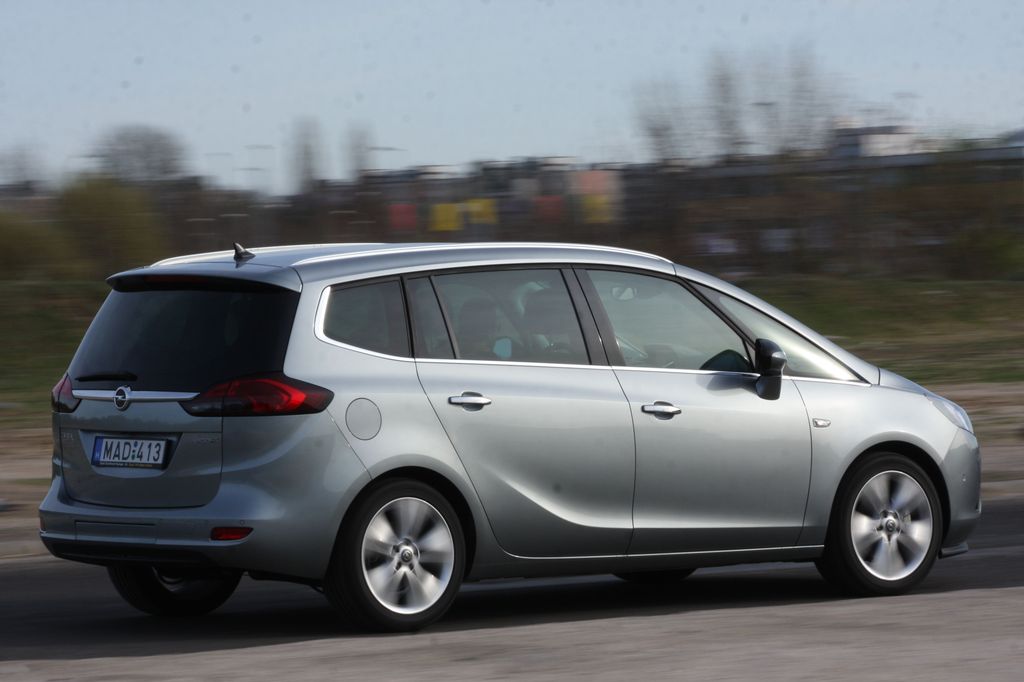 OPEL ZAFIRA
