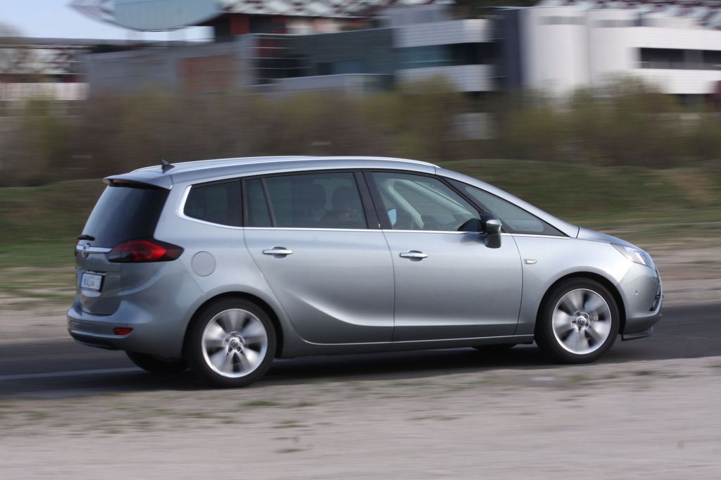 OPEL ZAFIRA