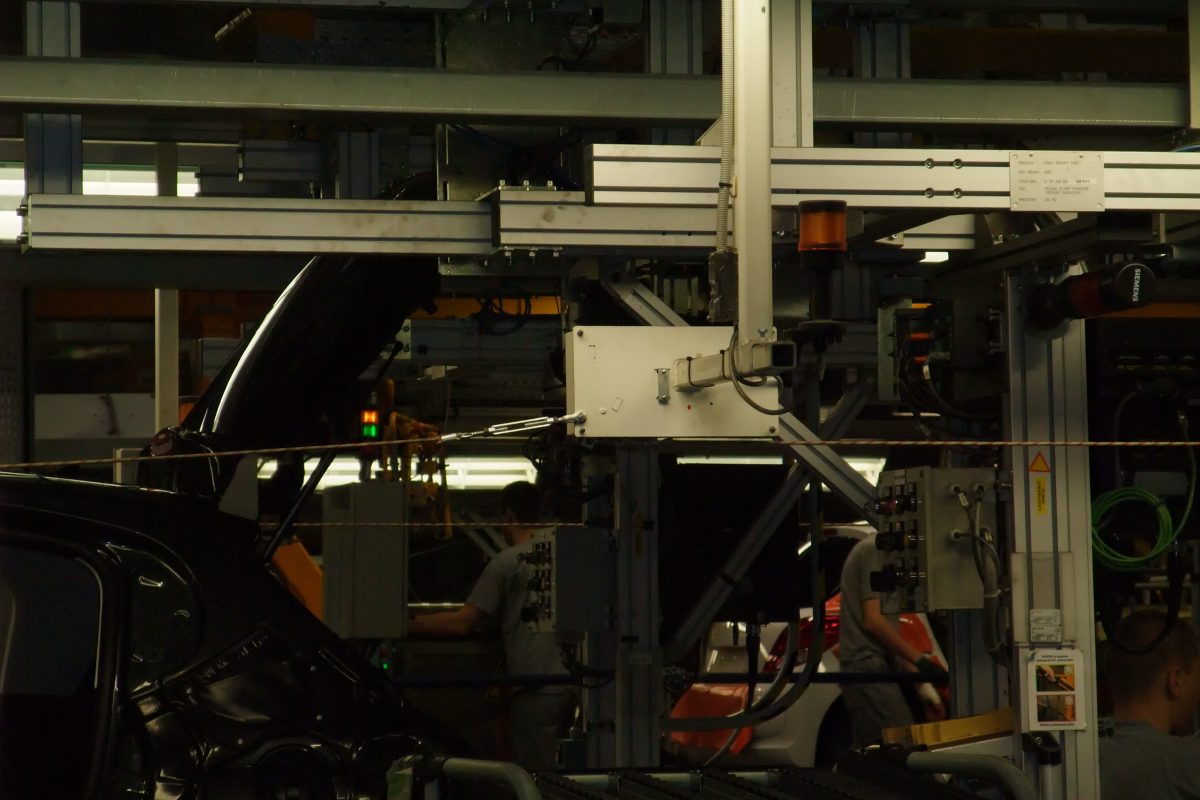 PEUGEOT 205