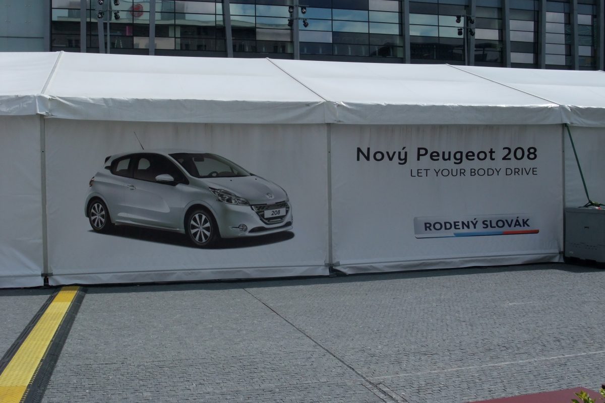PEUGEOT