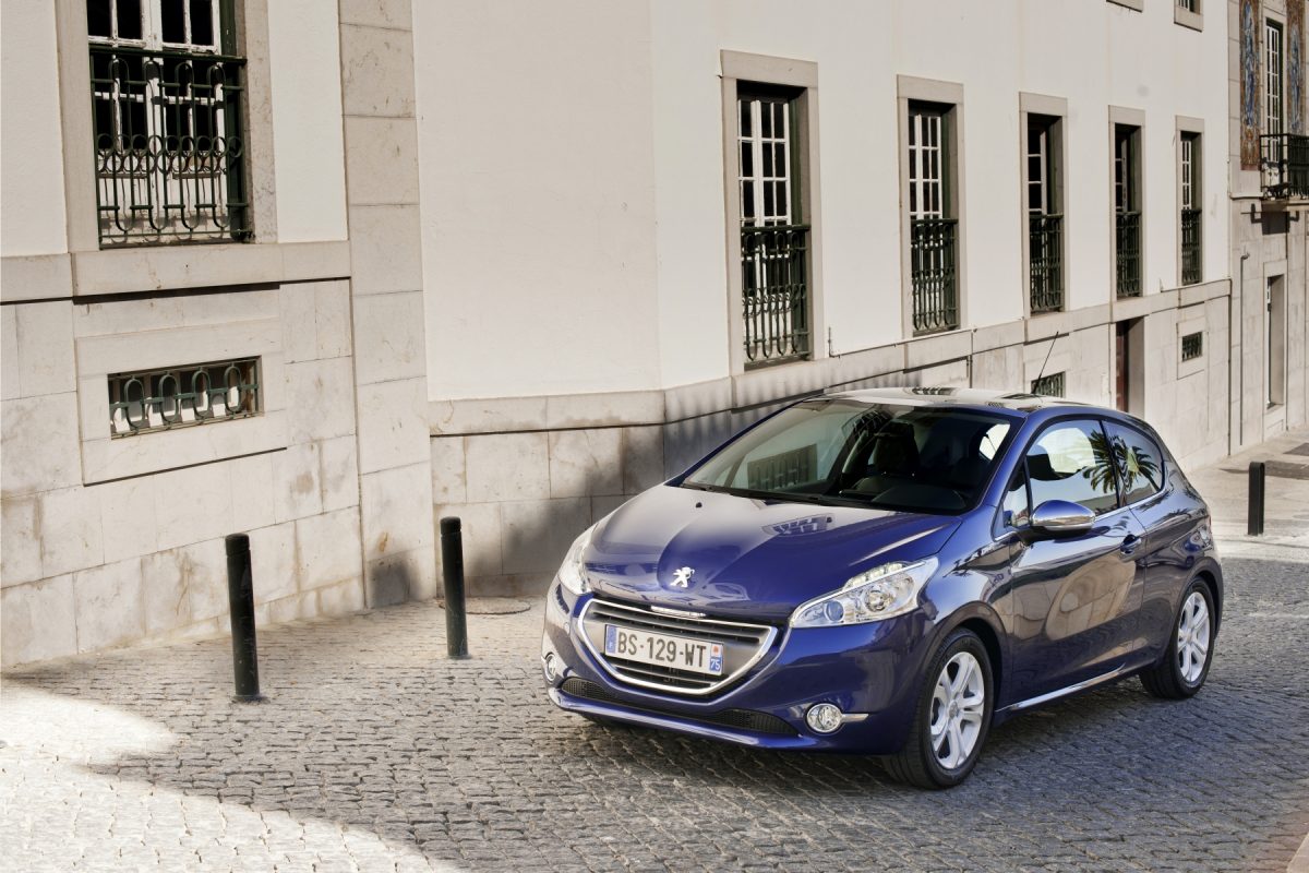 PEUGEOT