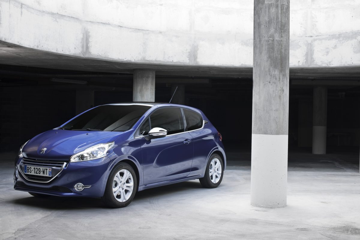 PEUGEOT