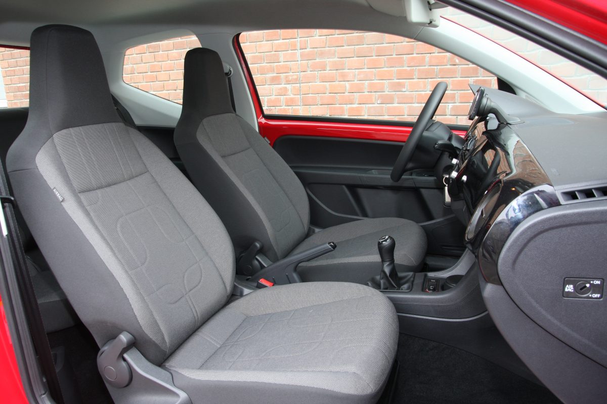 VOLKSWAGEN UP