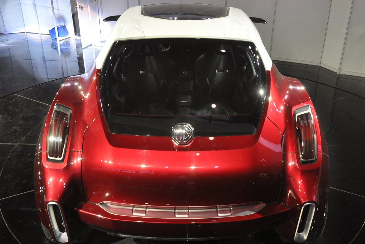 MG