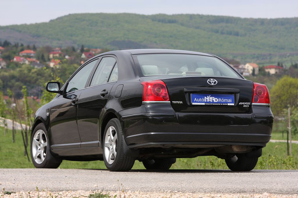 TOYOTA AVENSIS