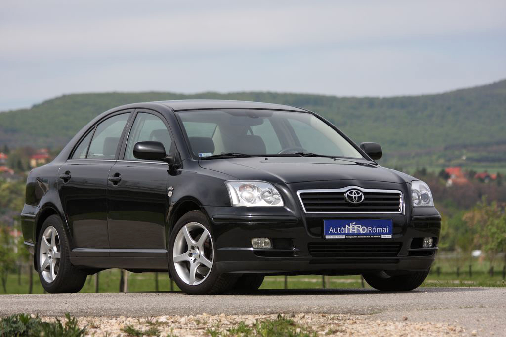 TOYOTA AVENSIS