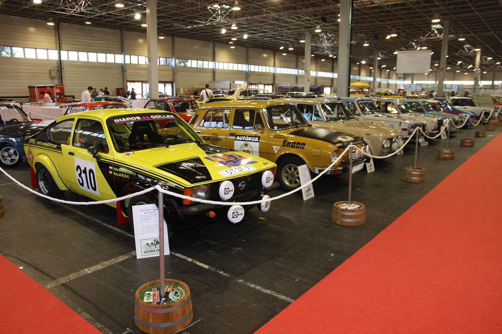 LADA