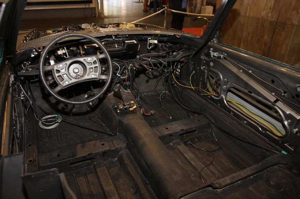 LADA