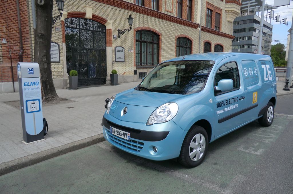 RENAULT KANGOO