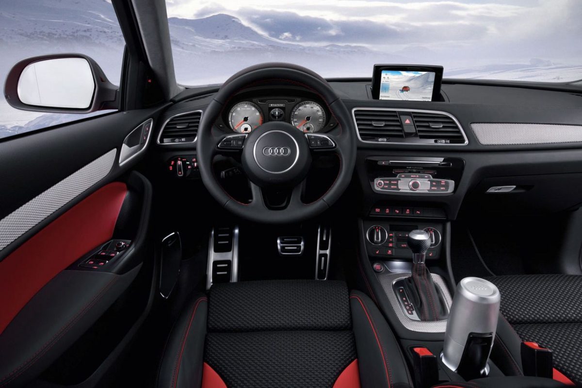 AUDI Q3