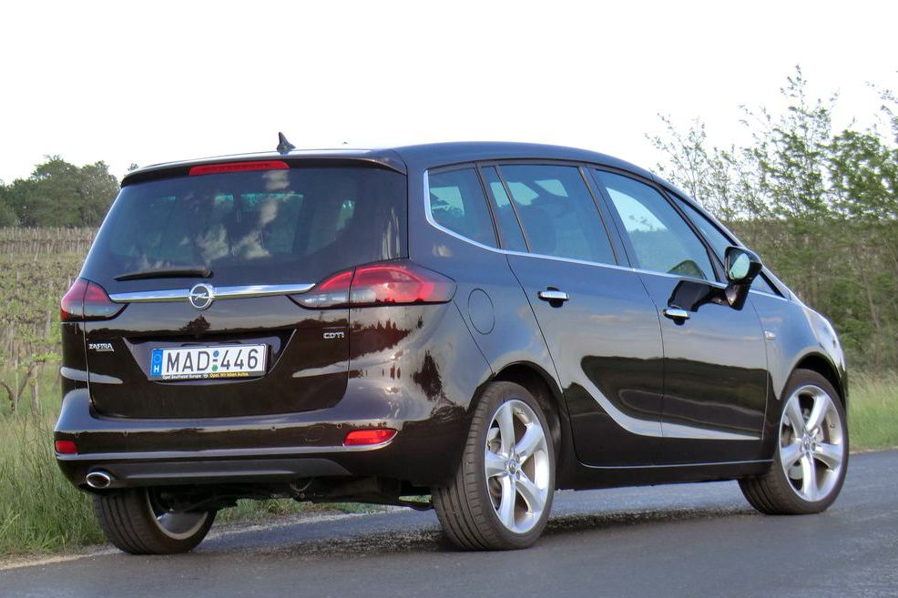 OPEL ZAFIRA TOURER