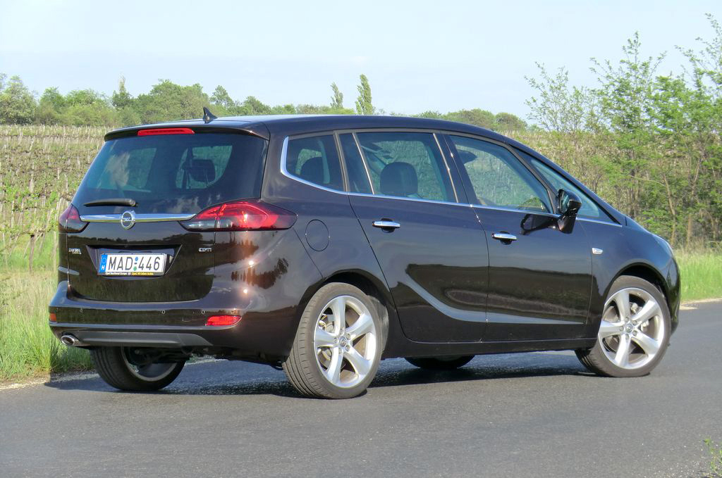 OPEL ZAFIRA
