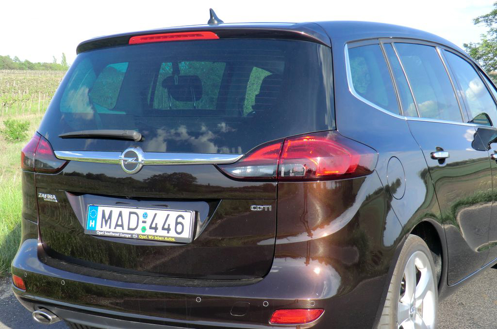OPEL ZAFIRA TOURER