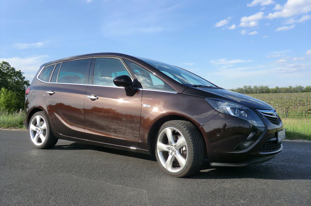 OPEL ZAFIRA TOURER