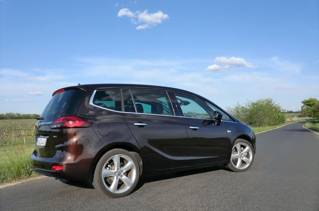 OPEL ZAFIRA