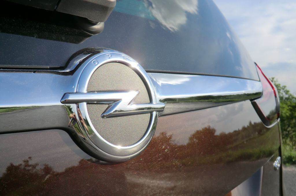 OPEL ZAFIRA TOURER