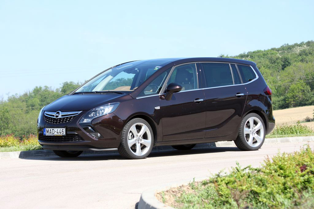 OPEL ZAFIRA TOURER