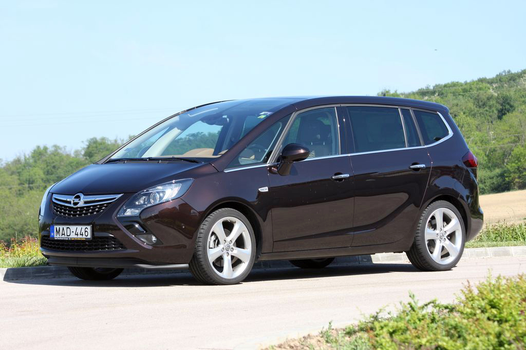 OPEL ZAFIRA TOURER