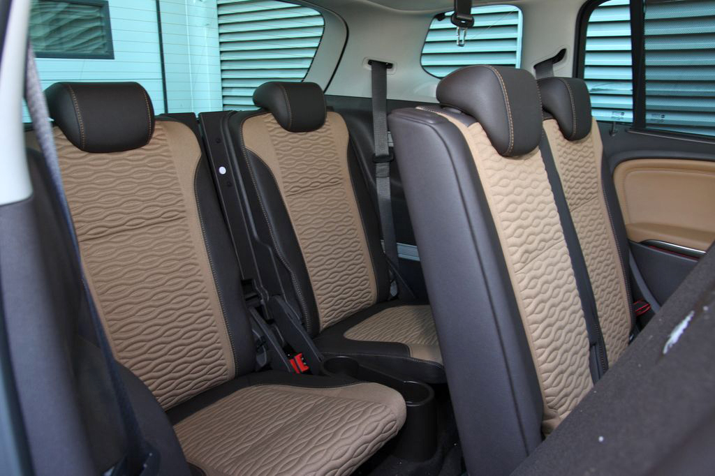 OPEL ZAFIRA TOURER