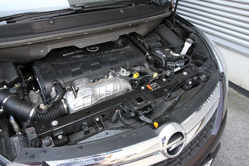 OPEL ZAFIRA TOURER