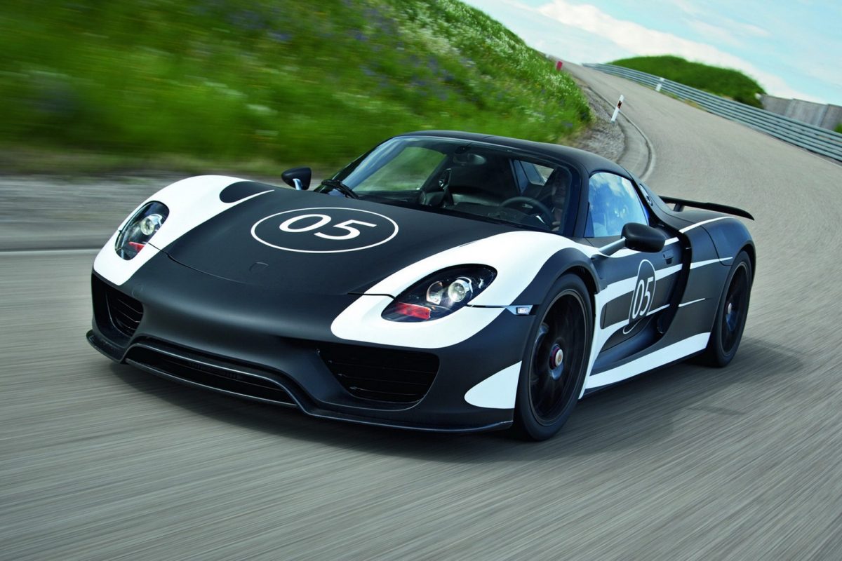PORSCHE