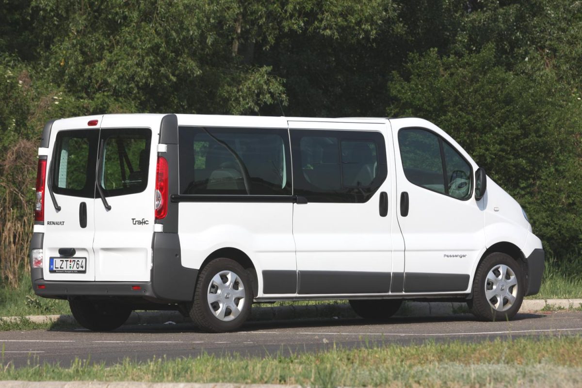 RENAULT TRAFIC