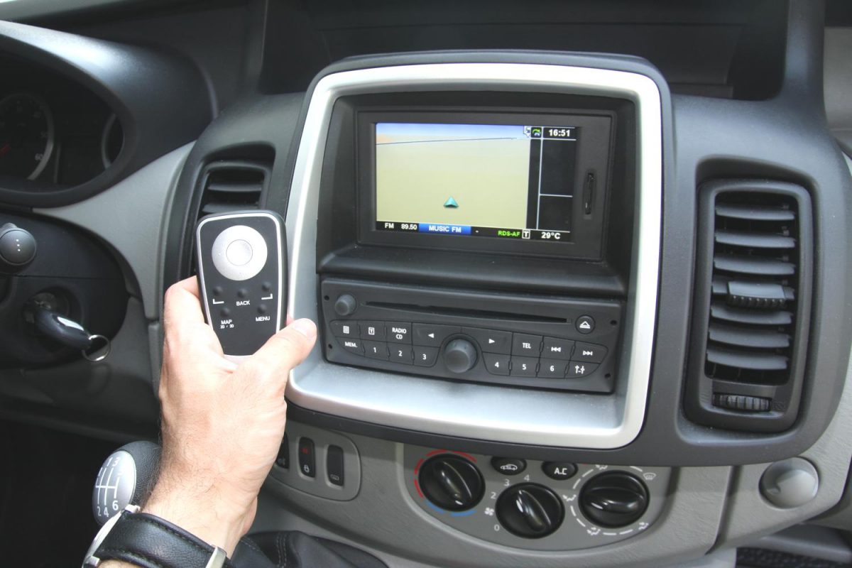 RENAULT TRAFIC